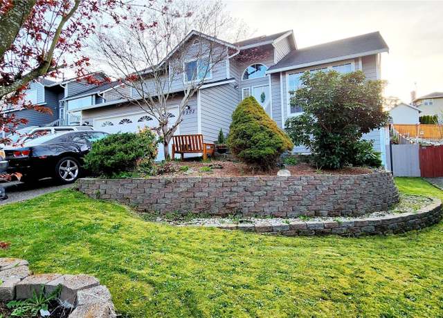 Property at 8902 W Mall Dr, Everett, WA 98208, 5 beds, 2.5 baths