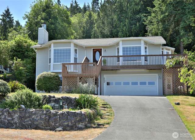 Property at 854 Blue Spruce Pl, Oak Harbor, WA 98277, 3 beds, 2 baths