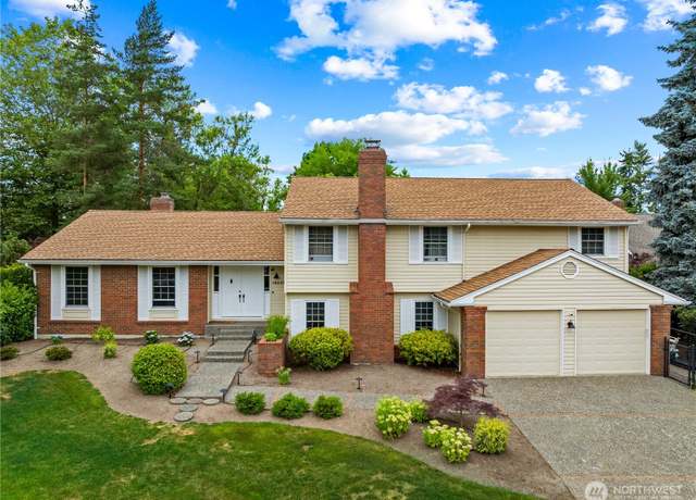 Property at 19250 SE 45th Pl, Issaquah, WA 98027, 5 beds, 2.5 baths