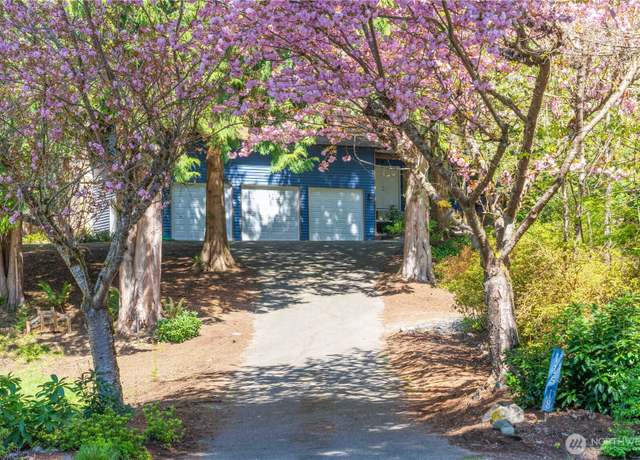 Property at 11518 167th Pl NE, Redmond, WA 98052, 4 beds, 2.5 baths