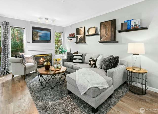 Property at 25235 SE Klahanie Blvd Unit G102, Sammamish, WA 98029, 1 bed, 1 bath