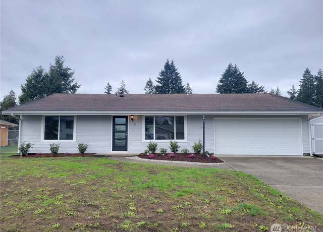 Property at 1321 Rhododendron Ct NE, Olympia, WA 98516, 4 beds, 3 baths