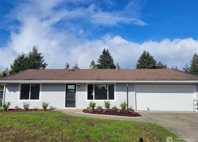 Property at 1321 Rhododendron Ct NE, Olympia, WA 98516, 4 beds, 3 baths