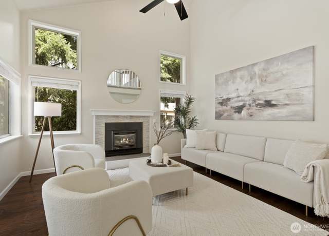 Property at 10244 NE 138th Pl Unit B1, Kirkland, WA 98034, 3 beds, 2.5 baths