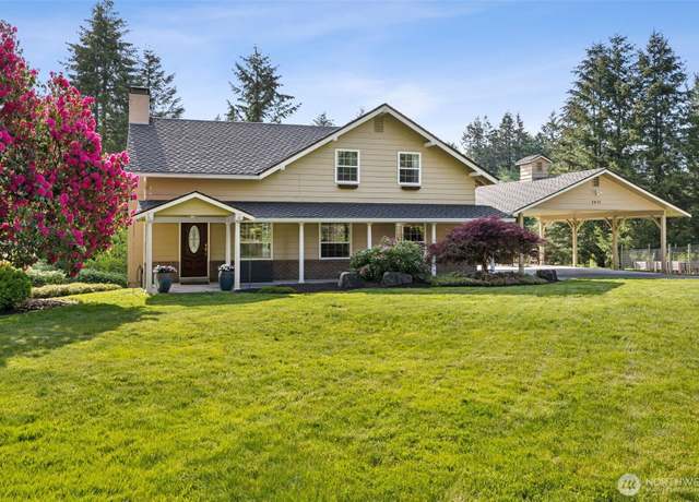 Property at 3611 Biscay St NW, Olympia, WA 98502, 4 beds, 2 baths