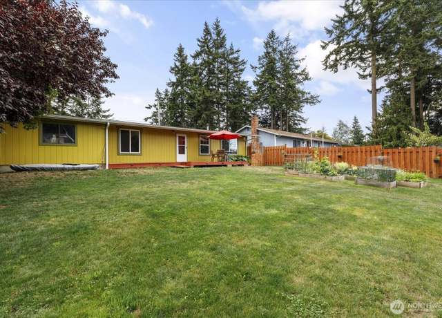Property at 4327 Terrace Dr, Oak Harbor, WA 98277, 2 beds, 1.5 baths