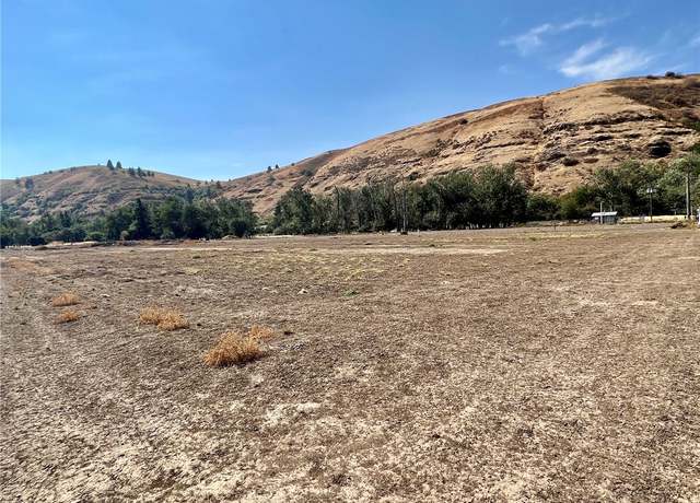 Property at 0 Lot 1 Coaches Court Ln, Dayton, WA 99328