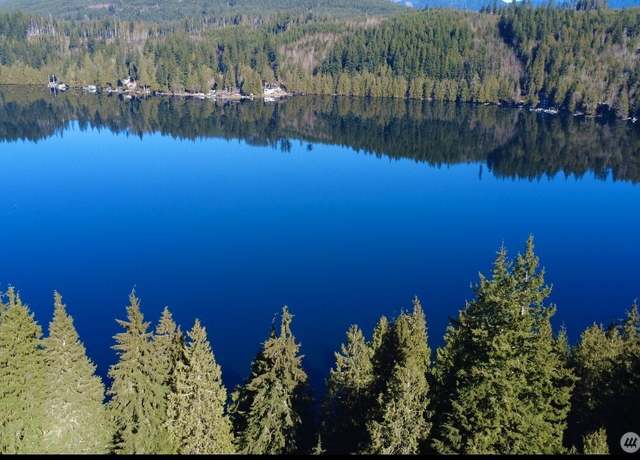 Property at 34750 S Shore Dr, Mount Vernon, WA 98274