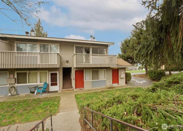 Property at 9623 S 248th St Unit E2, Kent, WA 98030, 1 bed, 1 bath