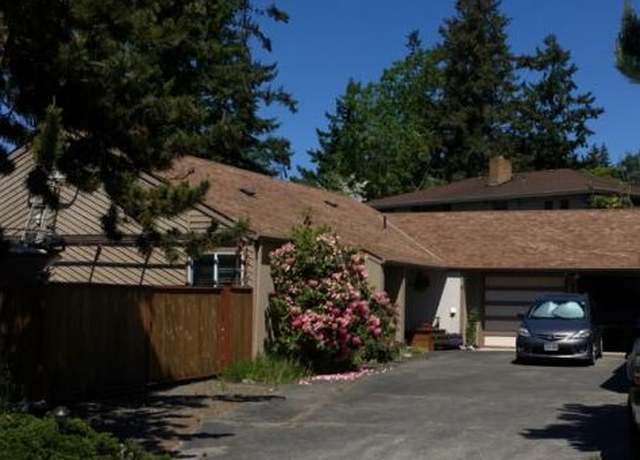 Property at 830 O St, Port Townsend, WA 98368, 3 beds, 2 baths