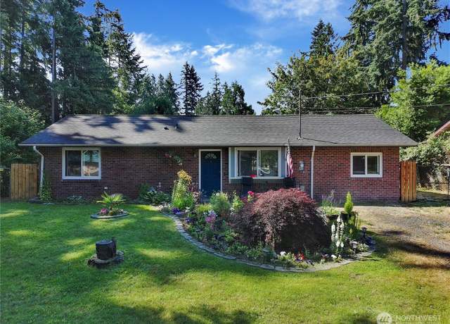 Property at 52 E Moore St, Port Hadlock, WA 98339, 3 beds, 2 baths