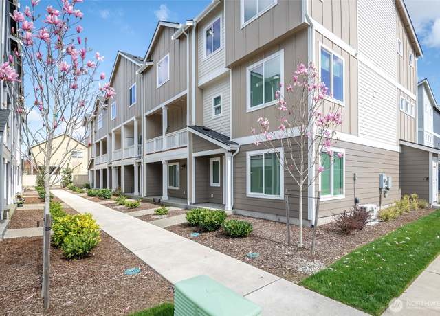 Property at 3232 Juno Ct NE Unit E, Lacey, WA 98516, 2 beds, 2.5 baths
