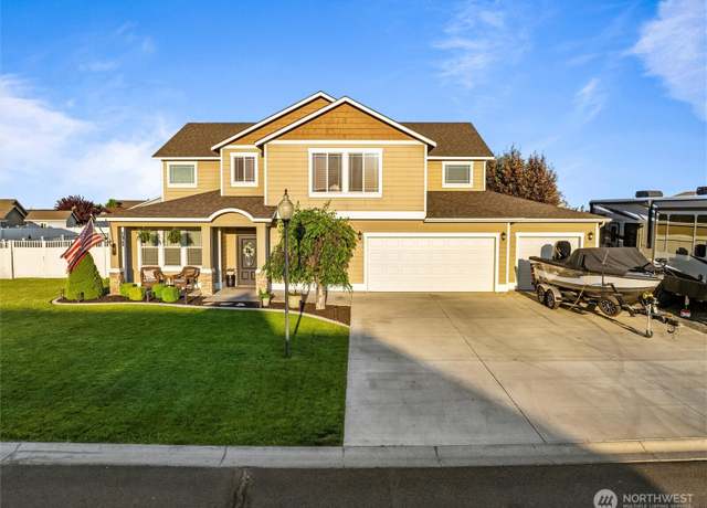 Property at 413 Boylson St, Moses Lake, WA 98837, 5 beds, 3.5 baths