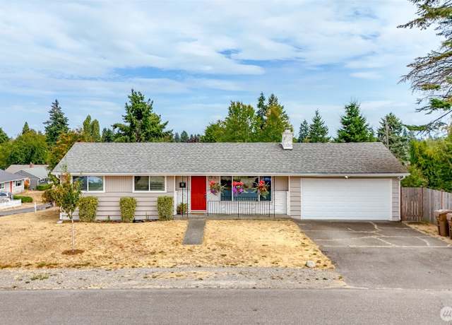 Property at 1501 S Lawrence St, Tacoma, WA 98405, 3 beds, 1.5 baths