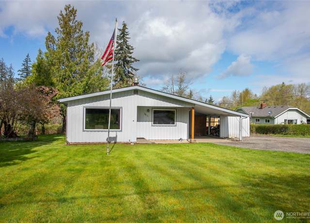 Property at 3811 E Sunset Dr, Bellingham, WA 98226, 3 beds, 1 bath