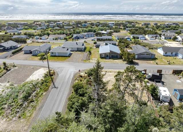 Property at 32202 J Pl, Ocean Park, WA 98640