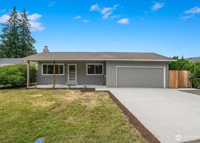 Property at 3434 Memorial Park Dr, Longview, WA 98632, 3 beds, 2 baths