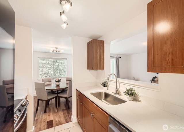 Property at 14002 NE 181st Pl Unit A302, Woodinville, WA 98072, 1 bed, 1 bath