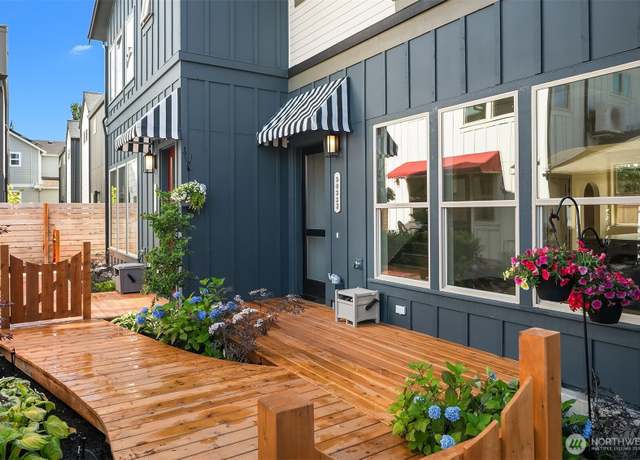 Property at 5033 25th Ave SW Unit C, Seattle, WA 98106, 2 beds, 2 baths