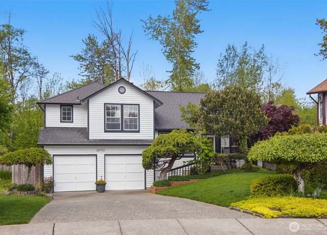 Property at 26702 110th Ave SE, Kent, WA 98030, 4 beds, 3 baths
