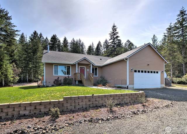 Property at 50 E Meadow Mist Pl, Belfair, WA 98528, 3 beds, 2 baths