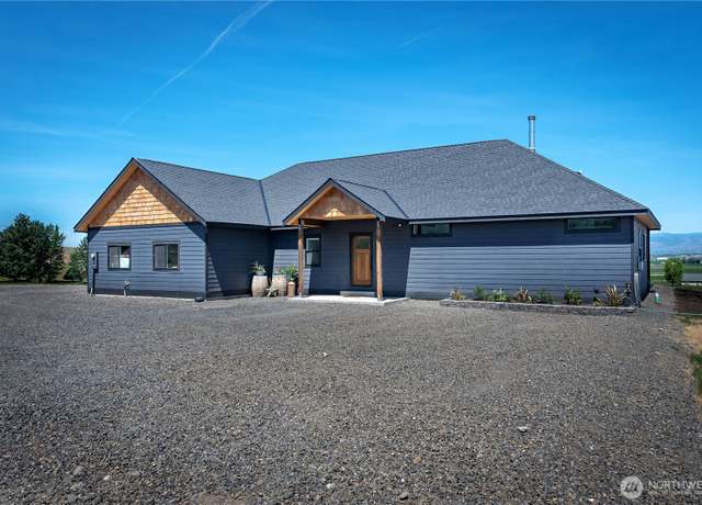 Property at 260 Scenic Ln, Ellensburg, WA 98926, 3 beds, 2.5 baths