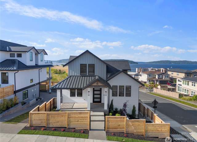 Property at 5301 N Commercial St, Ruston, WA 98407, 5 beds, 3.5 baths