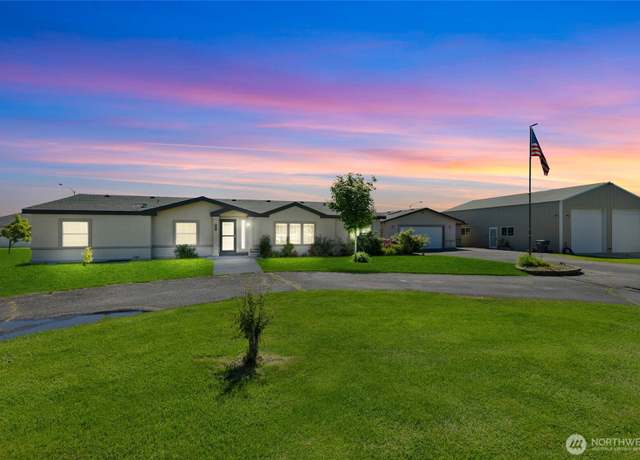 Property at 1183 E E.9 Rd, Moses Lake, WA 98837, 4 beds, 3 baths