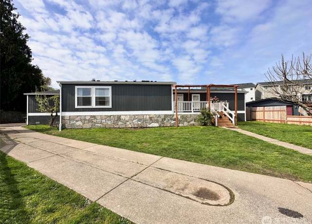 Property at 1804 Springwood St, Woodland, WA 98674, 3 beds, 2 baths