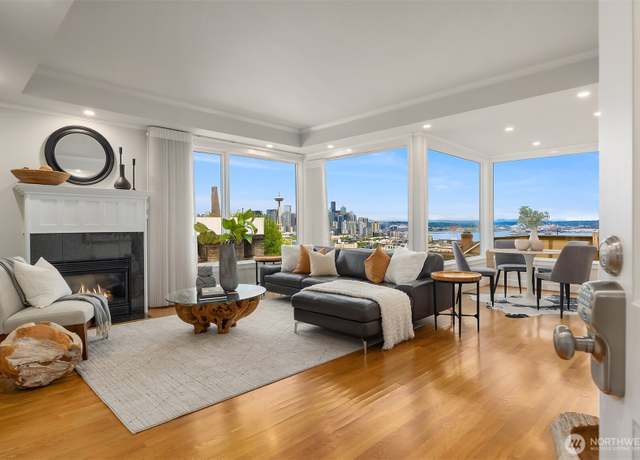 Property at 525 W Prospect St Unit A, Seattle, WA 98119, 2 beds, 2.5 baths