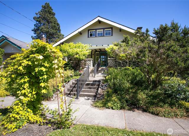 Property at 2600 H St, Bellingham, WA 98225, 3 beds, 2 baths