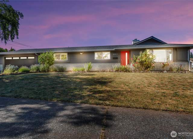 Property at 5501 N 14th St, Tacoma, WA 98406, 3 beds, 1.5 baths