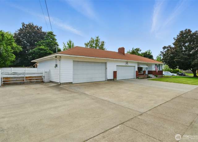 Property at 1511 Howard St, Walla Walla, WA 99362, 2 beds, 1 bath