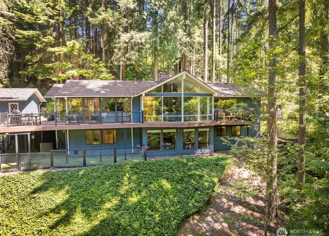 Property at 3718 130th Ave NE, Bellevue, WA 98005, 4 beds, 2.5 baths