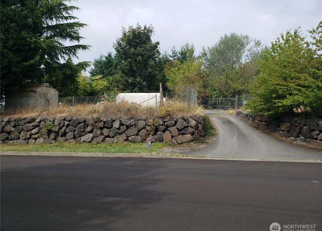 Property at 6570 SE 2nd Pl, Renton, WA 98059