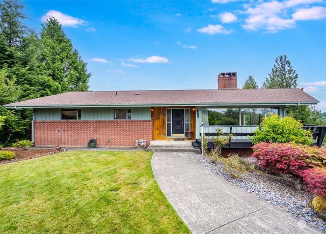 Property at 928 Shamrock Dr, Aberdeen, WA 98520, 4 beds, 2 baths