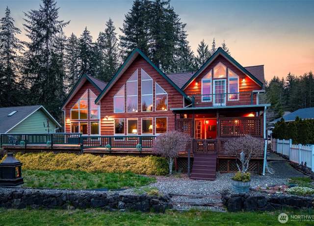 Property at 251 N Duckabush Dr E, Hoodsport, WA 98548, 2 beds, 2 baths