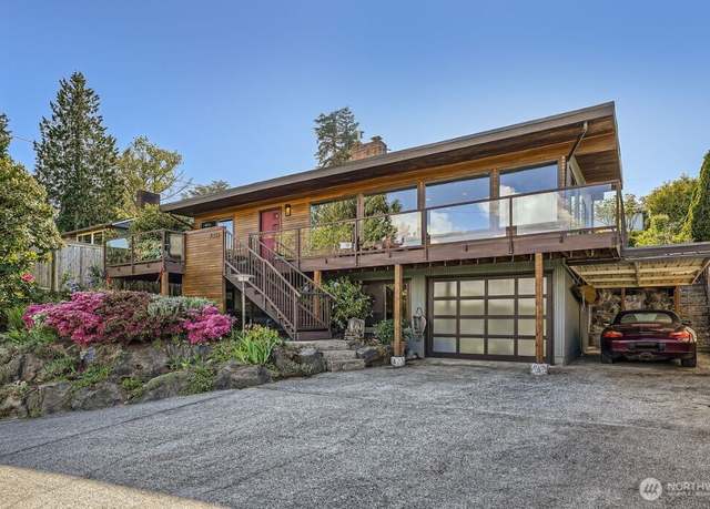 Property at 14303 38th Ave NE, Seattle, WA 98125, 4 beds, 3 baths