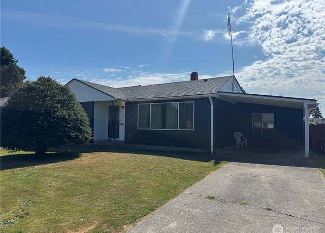 Property at 310 Cypress St, Longview, WA 98632, 4 beds, 2 baths