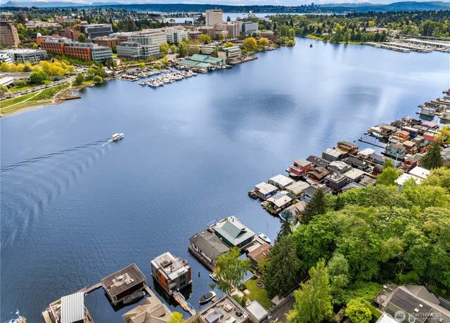 Property at 3206 Portage Bay Pl E, Seattle, WA 98102, 2 beds, 1.5 baths