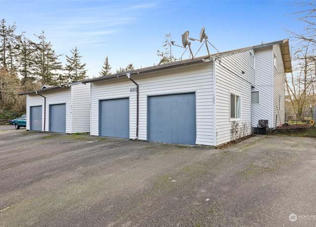 Property at 665 Sunset Ave, Ocean Shores, WA 98569, 9 beds, 6 baths