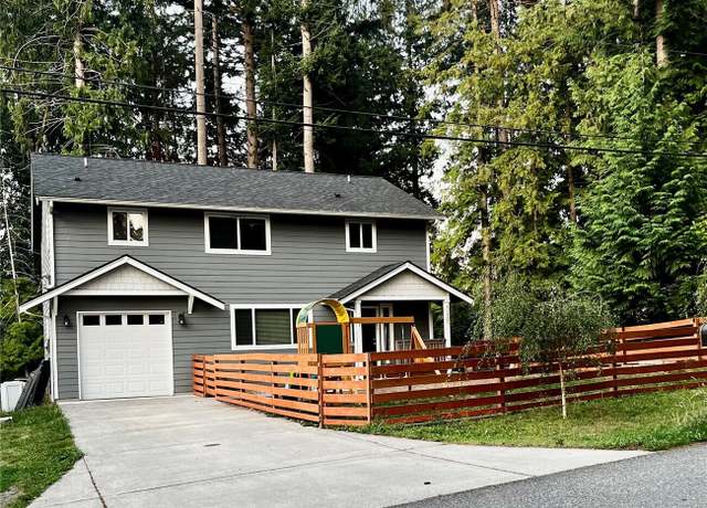 Property at 31327 W Lake Ketchum Rd, Stanwood, WA 98292, 3 beds, 2.5 baths