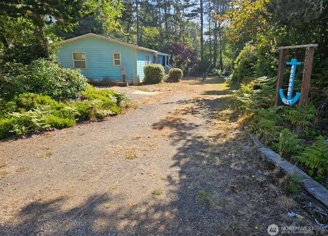 Property at 27516 O Street Dr, Ocean Park, WA 98640, 2 beds, 2 baths