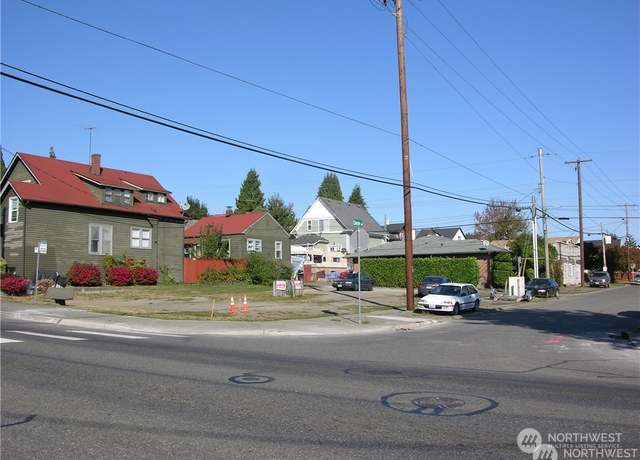 Property at 306 Chester Ave, Bremerton, WA 98337