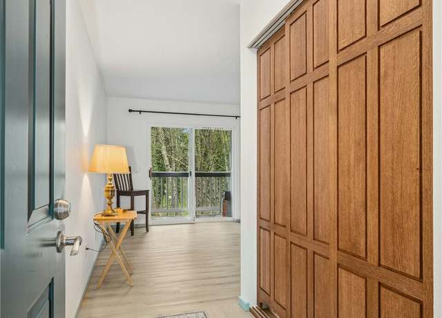 Property at 33020 10th Ave SW Unit B304, Federal Way, WA 98023, 2 beds, 2 baths
