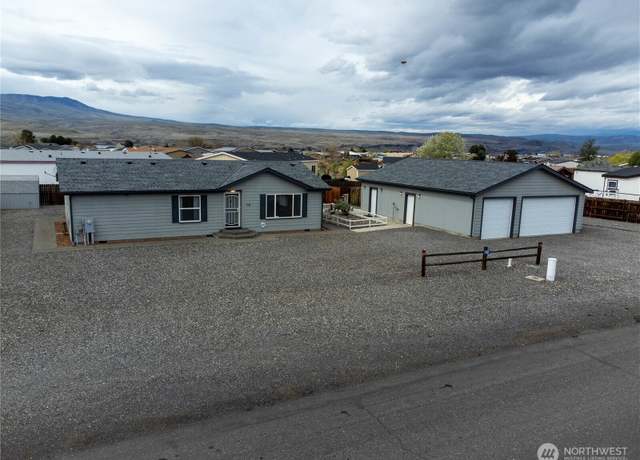 Property at 110 Thunderbird Way SW, Mattawa, WA 99349, 2 beds, 2 baths
