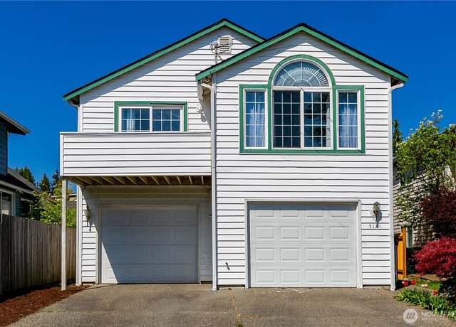 Property at 512 N 104th St, Seattle, WA 98133, 5 beds, 3 baths