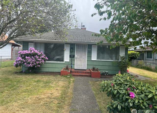Property at 7221 S Warner St, Tacoma, WA 98409, 3 beds, 1 bath