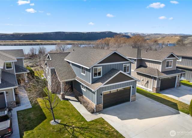 Property at 23951 Crescent Bay Dr NW, Quincy, WA 98848, 3 beds, 3 baths