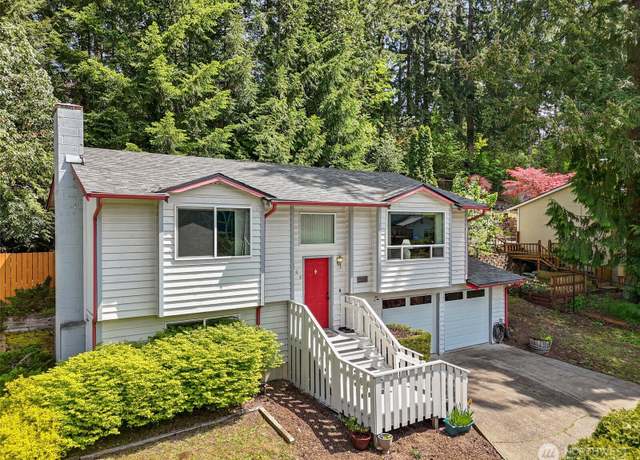Property at 8108 181st Ave E, Bonney Lake, WA 98391, 2 beds, 2 baths